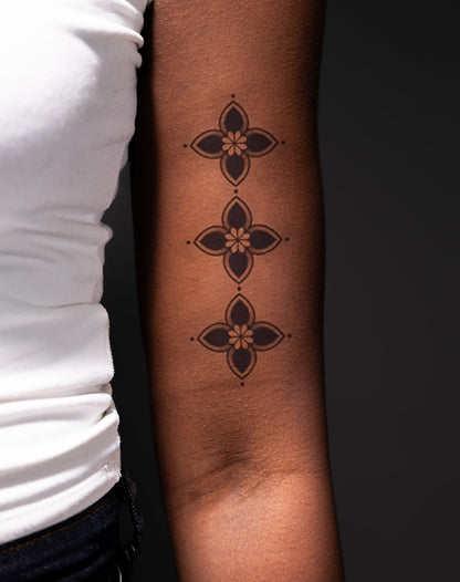Lotus Chain
